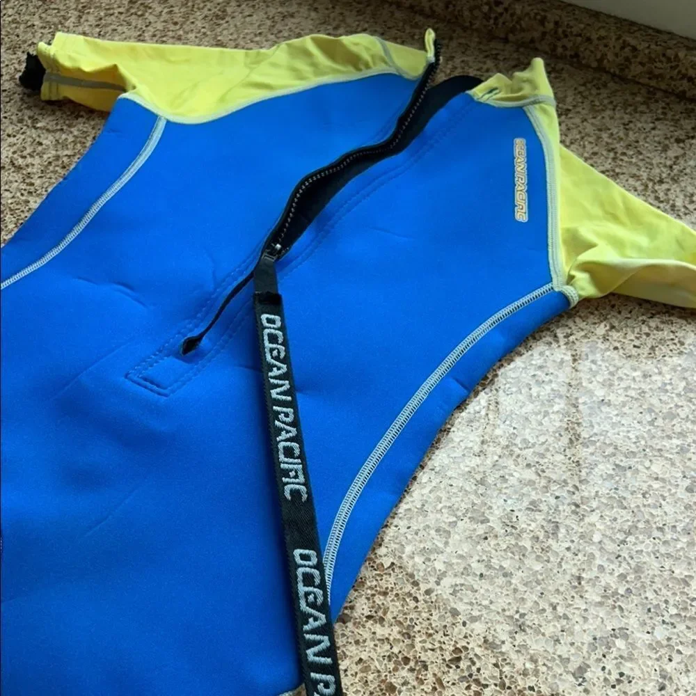 Ocean 🌊Pacific🏝️Kids Surf 🏄🏼‍♂️& Swim 🏊🏻‍♀️ Neoprene Suit Stay Toasty! 🏄🏻‍♀️